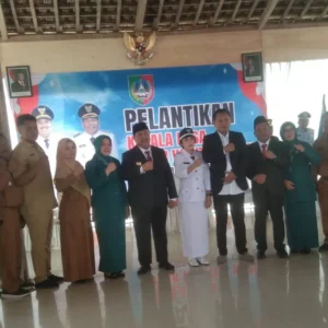 Bupati Jombang H. Warsubi Lantik Septia Ade Pratama, KDAW Sumberaji Kecamatan Kabuh Kabupaten Jombang.