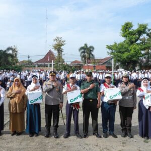 *Cegah Bulliying dan Kenakalan Remaja, Polres Jombang Gelar Police Goes to School*