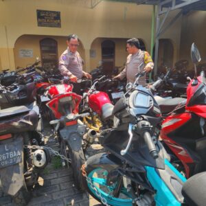 *Polisi Bubarkan Balap Liar yang Ganggu Kenyamanan Warga, 29 Motor Diamankan*