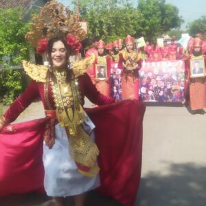 Dalam Rangka HUT SMA Negeri Kabuh Jombang ke-34 Gelar Pawai Keliling Berlangsung Semarak