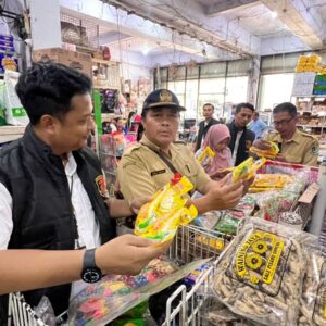 *Satgas Pangan Polresta Banyuwangi Sidak Sejumlah Minimarket*
