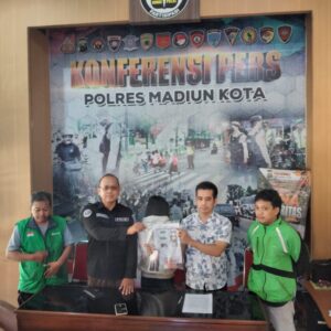 *Polres Madiun Kota Ungkap Penipuan Modus Order Fiktif GoShop, Tersangka Sorang Wanita Diamankan*