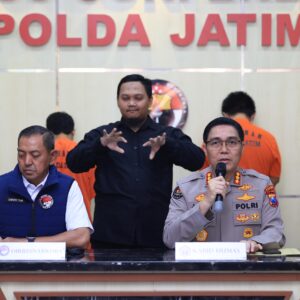 *Polda Jatim Berhasil Ungkap Peredaran Narkoba Jaringan Internasional 4 Tersangka Diamankan*