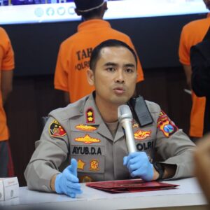*Polres Pacitan Amankan Preman Mengaku Karang Taruna, Palak Sejumlah Toko Modus Iuran Kebersihan*