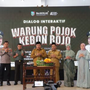 *Evaluasi 100 Hari Kerja, Bupati-Wabup Jombang Gelar Dialog Interaktif di Pendopo*