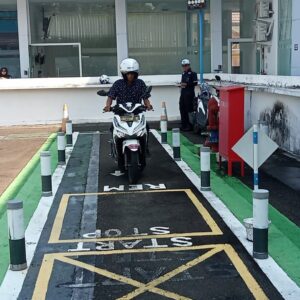 *SIM Bolo Bhabin, Jurus Baru Polres Pacitan Permudah Warga Urus Surat Izin Mengemudi*