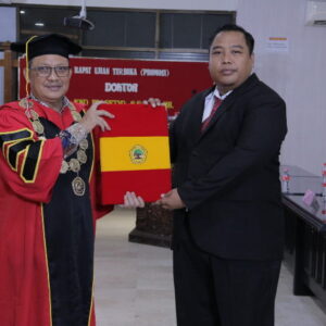 Selamat! Bang Jack Resmi Lulus Ujian Terbuka Program Doktor Ilmu Hukum di Untag Surabaya