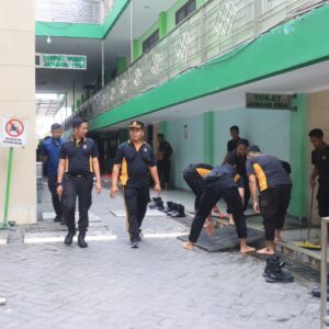 *Sambut Hari Bhayangkara ke-79, Polres Bojonegoro Gelar Bakti Religi di Sejumlah Tempat Ibadah*