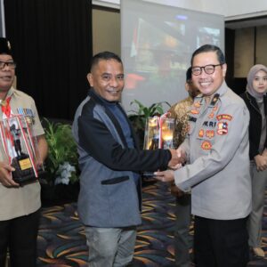 *Gelar Dialog Publik di Malut, Divhumas Polri Gaungkan Semangat Generasi Berkarakter dan Berintegritas*