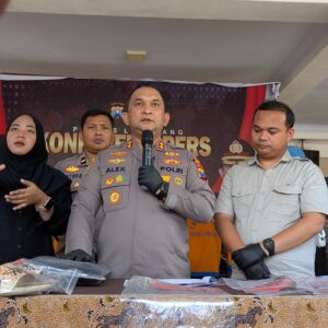 *Polres Lumajang Berhasil Amankan DPO Kasus Pencurian Sapi*