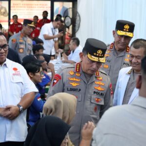 *Rangkaian Hari Bhayangkara ke-79, Polri dan KSPSI Gelar Bakti Sosial*