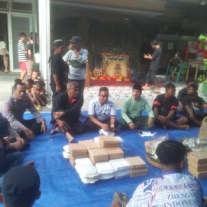 Sedekah Desa Mojongapit ,Jombang Di tandai Doa Bersama Dan Kirab Budaya Lokal
