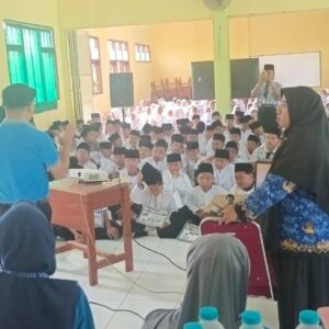 Masa Ta’aruf Siswa Madrasah Tsanawiyah Negeri 9 Jombang Dengan Tema ” Madrasahku Syurgaku “