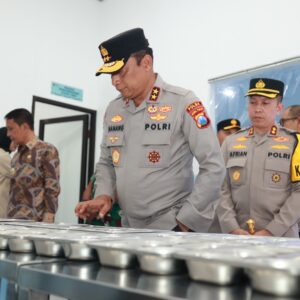 Kapolda Jatim Resmikan SPPG Polres Bojonegoro, Dukung Program Nasional MBG*
