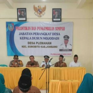 Kades Chamami Resmi  Melantik Perangkat Desa Jabatan Kepala Dusun Mojodadi , Plemahan , Jombang.
