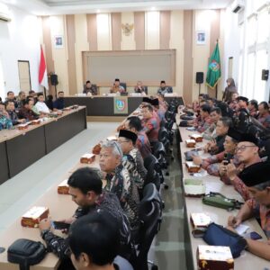 Bupati Jombang Warsubi Dorong Transparansi Desa Dukung Melalui Aplikasi Jaga Desa.