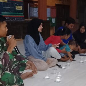 Satgas TMMD Ke-125 Kab Jombang Bersama Lurah dan Warga Rencanakan Lomba Pentas Seni 17an.
