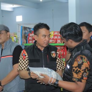 *Lindungi Konsumen, Polres Ponorogo Bersama Instansi Terkait Lakukan Pengecekan Kualitas Beras*