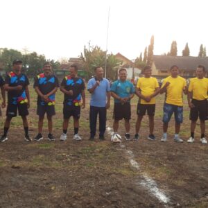 Kompetisi Sepak Bola Antar Perangkat Desa se-Kecamatan Kabuh, Jombang .Dalam Rangka Peringatan HUT Kemerdekaan RI ke-