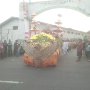 Sukodadi, Kabuh Tampil Beda Dalam Pagelaran Karnaval Budaya  Peringatan HUT Kemerdekaan RI ke-80 Berlangsung Semarak.