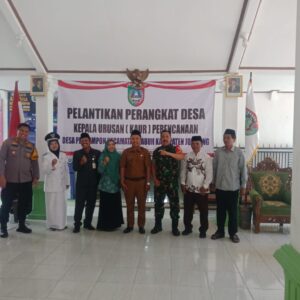 Pelantikan dan Pengambilan Sumpah Jabatan Kaur Perencanaan Desa Pengampun, Kecamatan Kabuh Kabupaten Jombang.