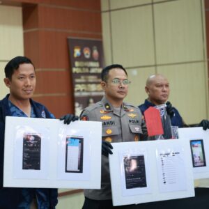 Polda Jatim Berhasil Amankan Seorang Pemuda di Jaksel Tersangka Penyebaran Konten Pornografi Anak Lewat Medsos*