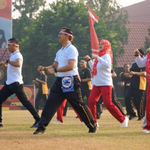 *Gelorakan Semangat Kemerdekaan, SPN Polda Jatim Lepas 17 Merpati Gelar Berbagai Lomba Penuh Kebersamaan*