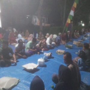 Do’a Bersama  Malam Tirakatan Peringatan HUT Kemerdekaan RI ke-80 Ditandai Dengan Tumpengan.