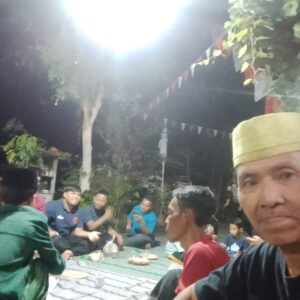 Doa Bersama  Malam Tirakatan Peringatan HUT Kemerdekaan RI ke-80 Ditandai Dengan Tumpengan.