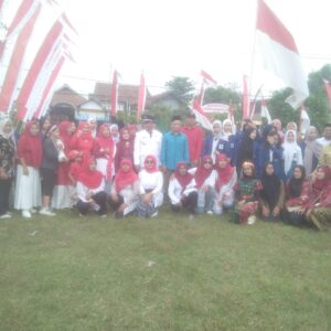 Bendera Raksasa Berkibar di Lapangan Canggon  , Diwek ,Jombang , Ini Faktanya.