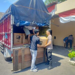 Polisi Berhasil Gagalkan Penyelundupan Arak Bali Truk Pengangkut Diamankan di Jember*