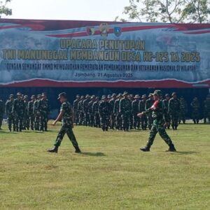 Upacara penutupan TMMD ke – 125 tahun 2025 Kodim 0814/Jombang, di lapangan Ds. Manunggal Kec. Ngusikan Kab. Jombang.