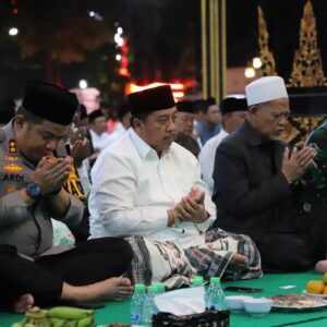 Doa Bersama Lintas Agama di Pendopo, Abah Warsubi Ajak Seluruh Elemen Jaga Kondusivitas Jombang