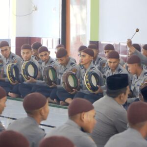 *Teladani Akhlak Rasulullah, SPN Polda Jatim Gelar Peringatan Maulid Nabi*