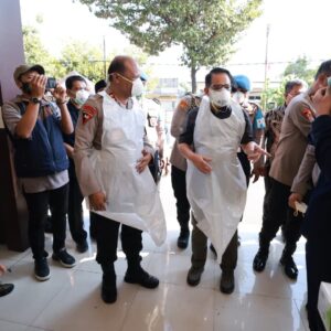 Kapolda Jatim Tegaskan Proses Identifikasi Korban Robohnya Bangunan  Pesantren Al-Khoziny Berjalan Intensif