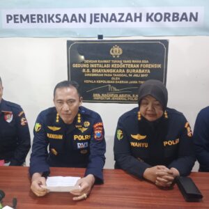 *Tim DVI Polda Jatim Berhasil Identifikasi 3 Jenazah Korban Robohnya Bangunan Ponpes Al-Khoziny*