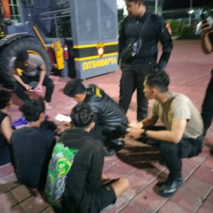 *Patroli Raimas Polres Gresik Berhasil Gagalkan Peredaran Pil Koplo, Tiga Pemuda Diamankan*