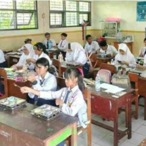 Program Makan Bergizi Gratis (MBG) di Jombang Kembali Bergulir Kualitas Gizi Siswa Tetap Prioritas.