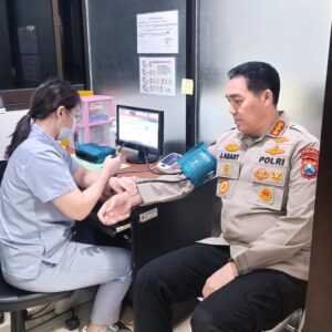 Peringati Hari Jadi Humas Polri ke -74 Polda Jatim Gelar Donor Darah*