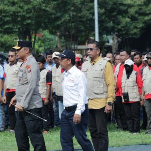 *Polda Jatim Bersama Serikat Pekerja dan Buruh Gelar Apel Kebangsaan Jaga Stabilitas Kamtibmas*
