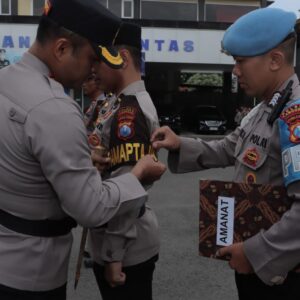 Polres Lamongan Kukuhkan Pamapta: Wujud Komitmen Polri Tingkatkan Pelayanan dan Kepercayaan Publik*