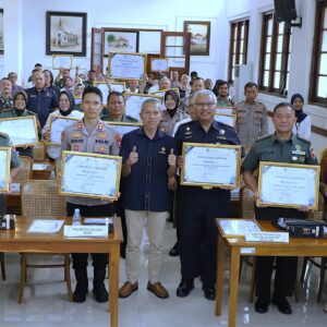 *Polresta Malang Kota Kembali Raih Penghargaan Penyerapan Anggaran Terbaik Triwulan III 2025 KPPN Malang*