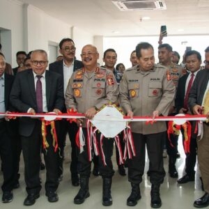*FH UNISSULA LAUNCHING PUSAT STUDI KEPOLISIAN, WAKAPOLRI: DORONG RISET STRATEGIS DAN RUJUKAN KEBIJAKAN NASIONAL*