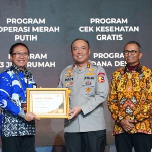 *Wakapolri Terima Disway Award, Polri Tegaskan Komitmen Perkuat Kepercayaan Publik dan Sinergi Media*