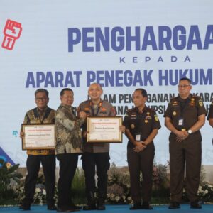 *Kado HAKORDIA 2025 Polres Sumenep Raih Peringkat I Nasional Penanganan Tipikor*