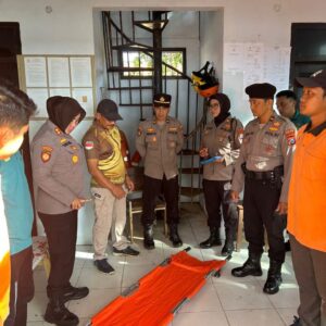 *Ditpamobvit Polda Jatim Lakukan Asistensi Lokasi Wisata Jelang Libur Nataru*