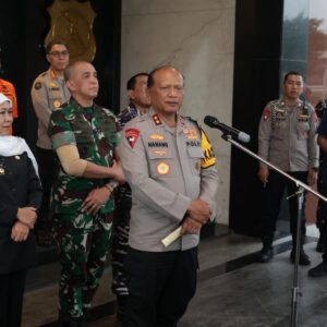 *Operasi Lilin Semeru Polda Jatim Siagakan 14 Ribuan Personel Pengamanan Nataru*