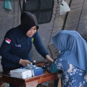 *Antisipasi ISPA Pascabanjir, Posko Kesehatan Polri Aktif Layani Masyarakat Aceh Tamiang*