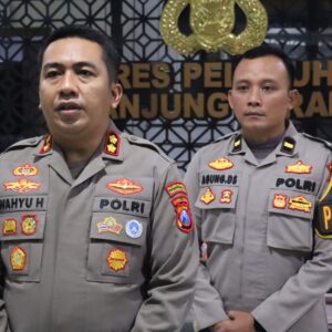 *Polres Pelabuhan Tanjungperak Larang Nyalakan Kembang Api dan Petasan saat Malam Tahun Baru*