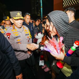 Kapolri Turun Langsung ke HI, Cek Pengamanan Tahun Baru hingga Sapa Masyarakat